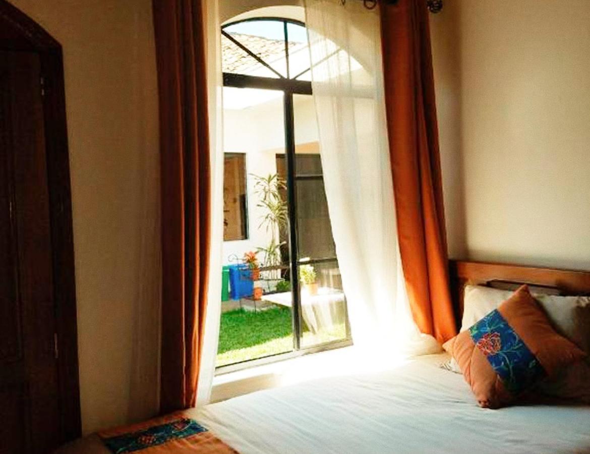 Hostal Las Puertas سانتا آنا المظهر الخارجي الصورة